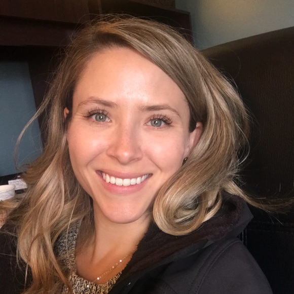 Meet your Posher, Mandy - Picture 1 of 1